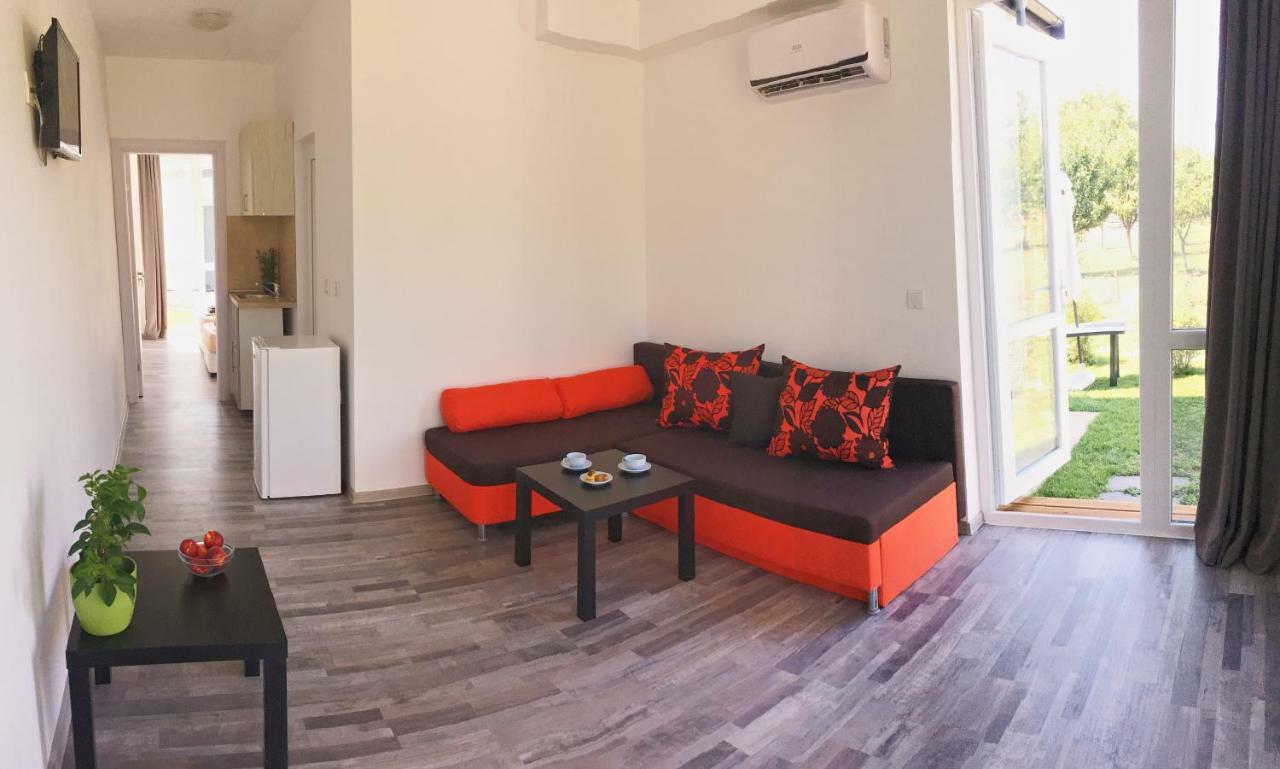 Karia Apartments Шабла Екстер'єр фото